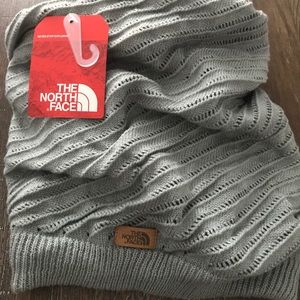 NWT North Face Gray Neck Gaiter